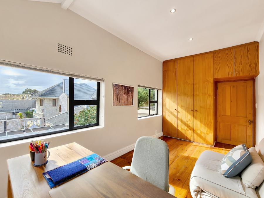 4 Bedroom Property for Sale in Rondebosch Western Cape